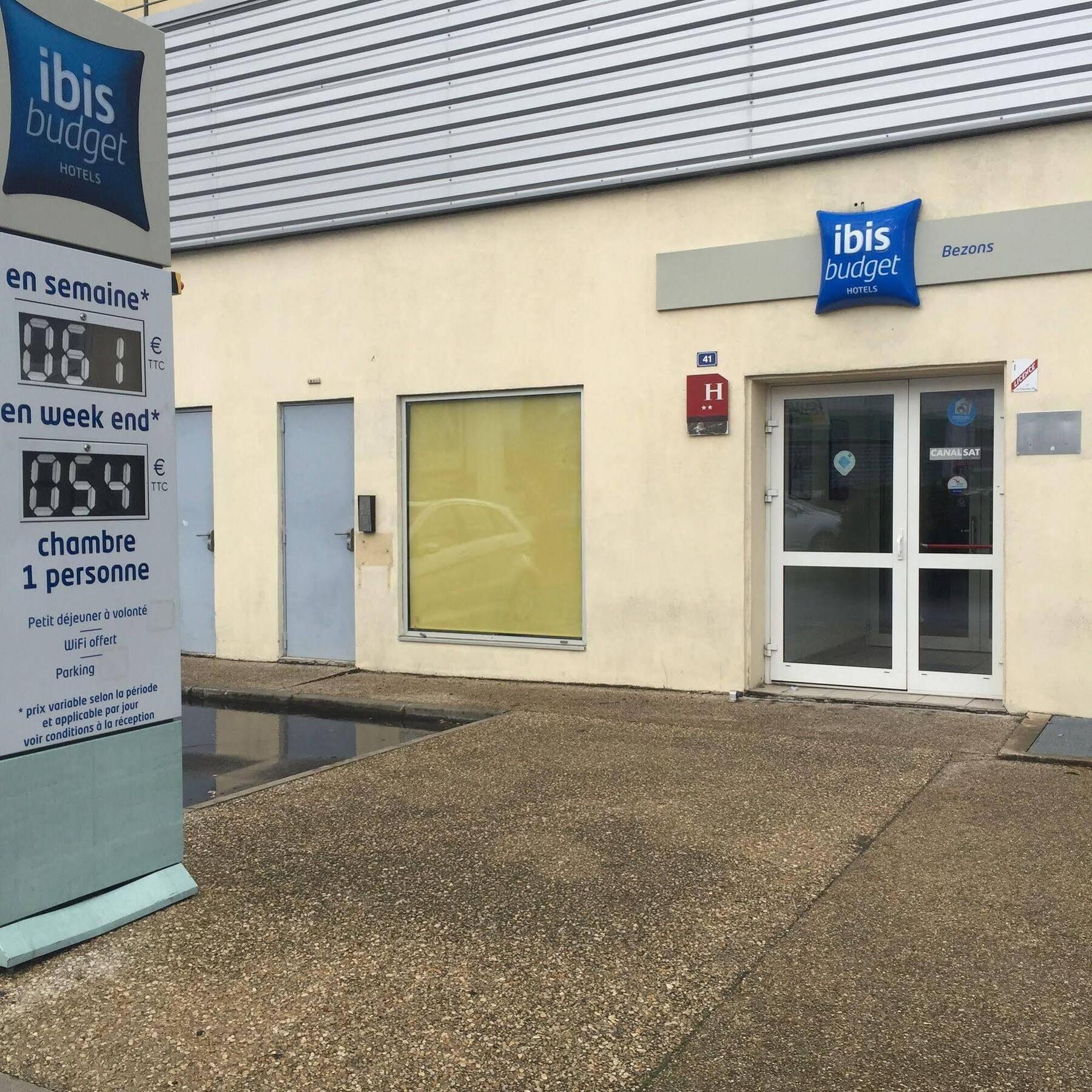 Ibis Budget ブゾン エクステリア 写真